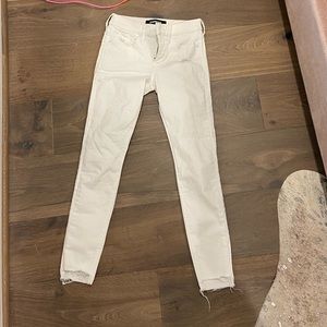 white EXPRESS mid rise skinny jeans! size 0